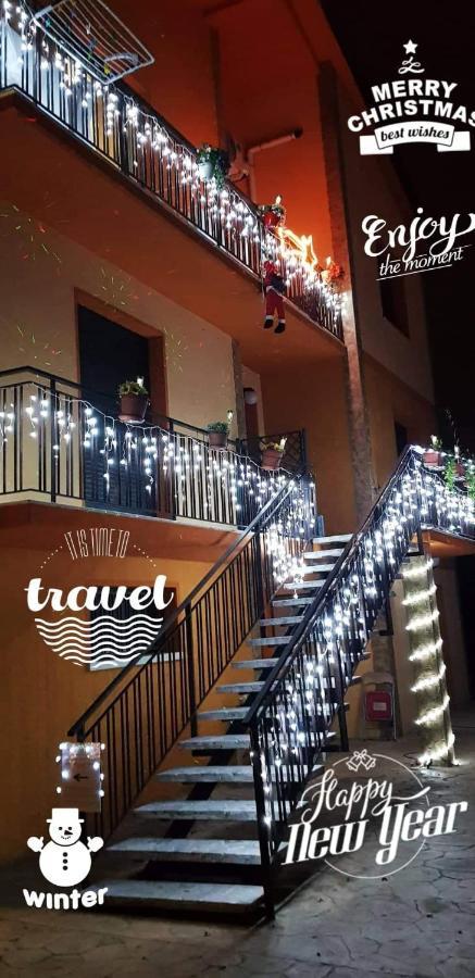 B&B "Gabriel&Melissa" Airport View - Nuova - Ristrutturato Gennaio 2022 Tessera Eksteriør billede